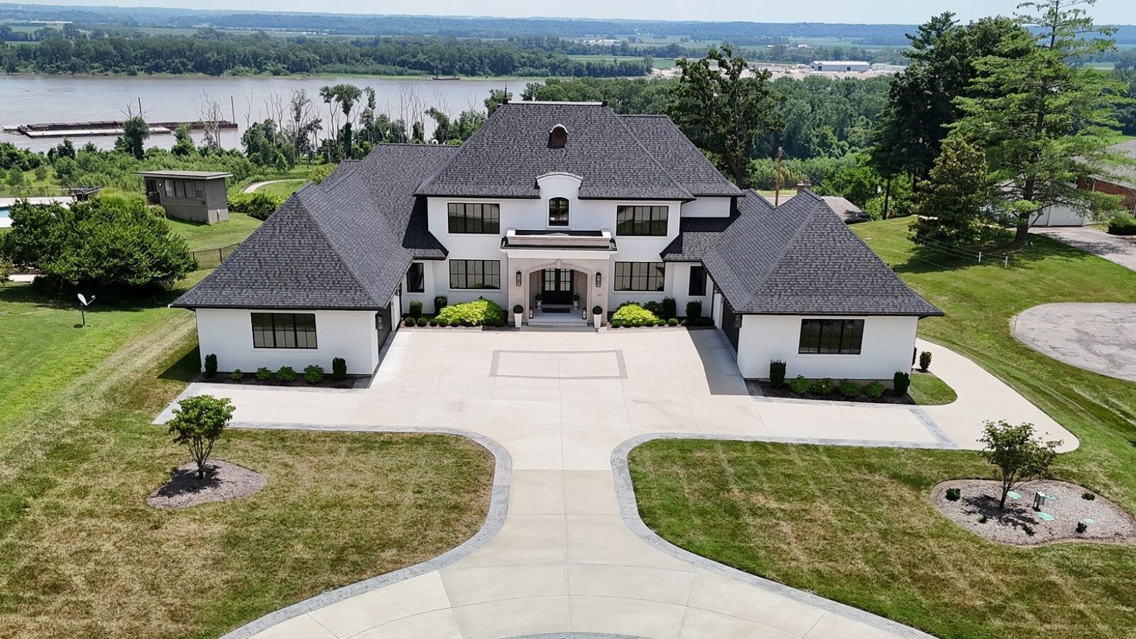 FM Roofing FORTIFIED certified roofing Kirkwood luxury home installation